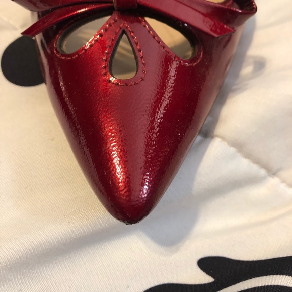 Red shoes - Picture 4 of 7